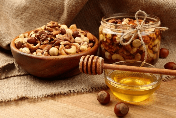 Types of nuts with honey